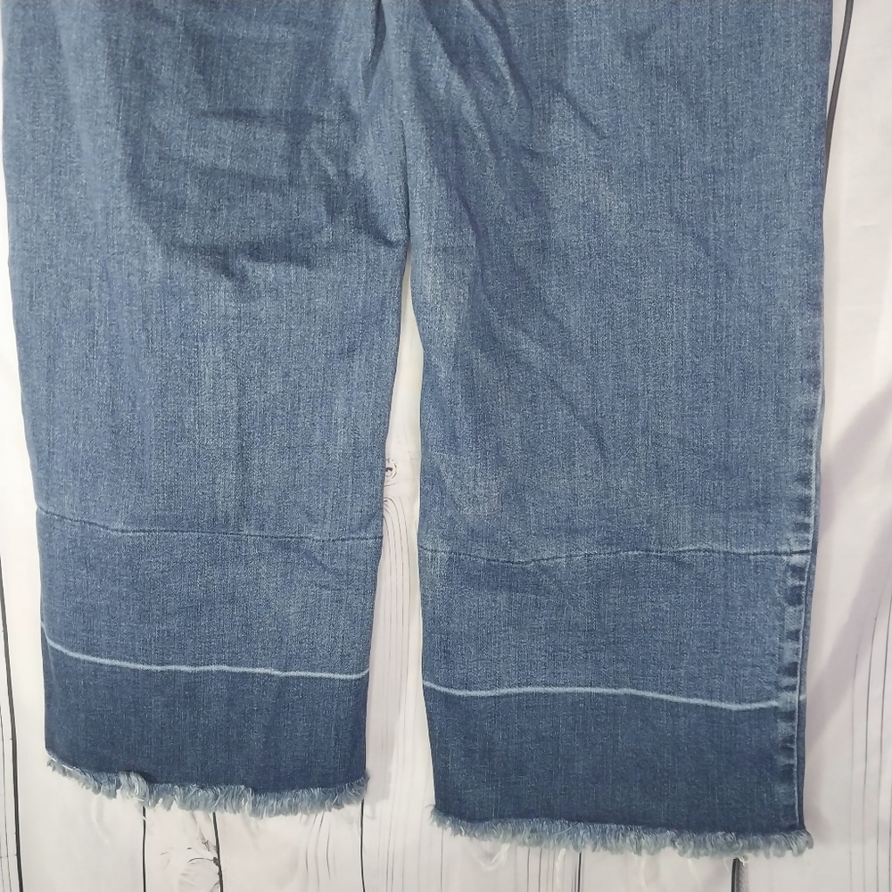 Judy Blue Dark Denim Wide Leg Cropped Raw Hem Jeans - Picture 8 of 8